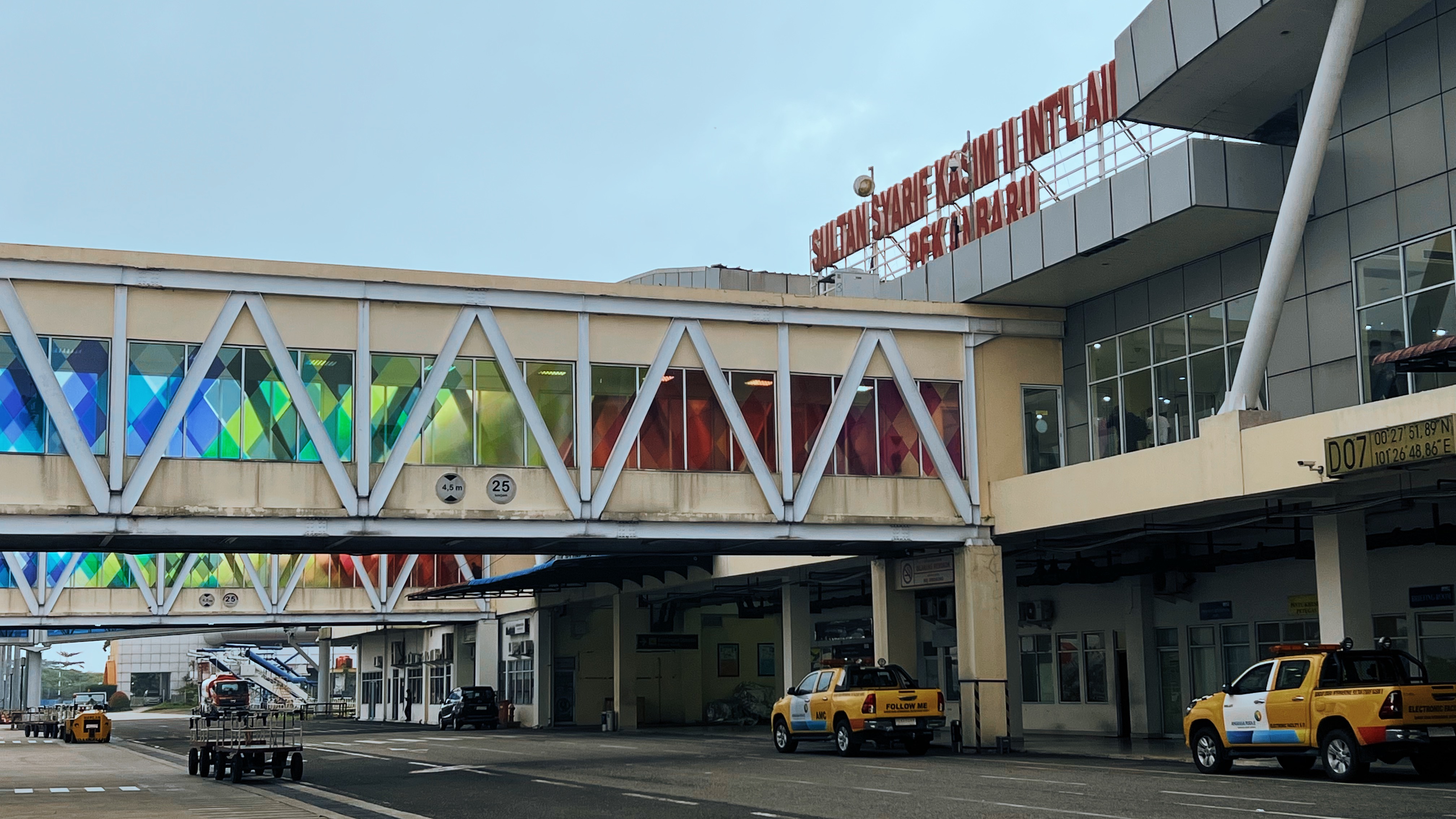 Foto Bandara Terminal Bandar Udara Sultan Syarif Kasim II - Pekanbaru