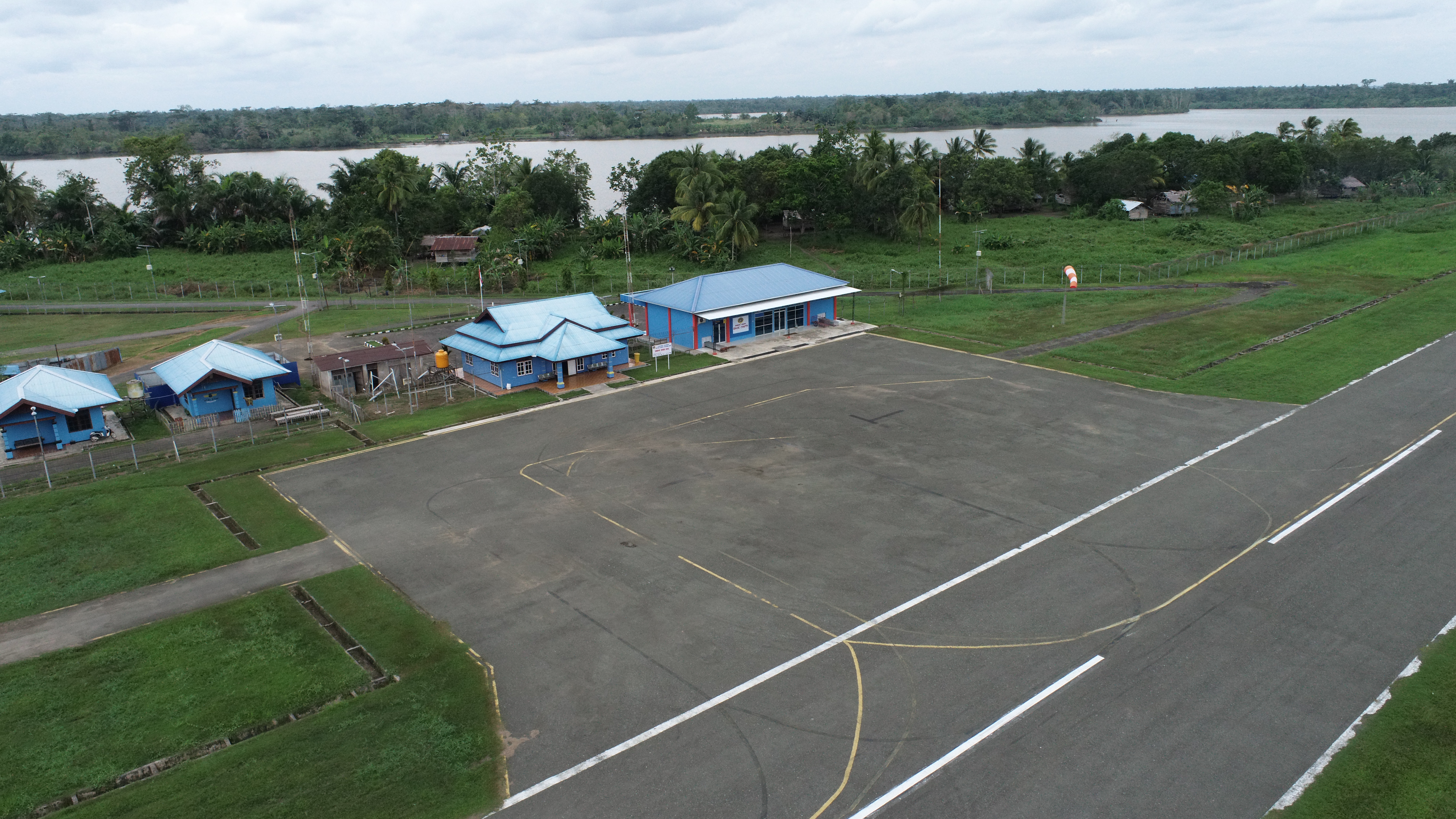 Foto Bandara Fasilitas Sisi Udara (Apron)